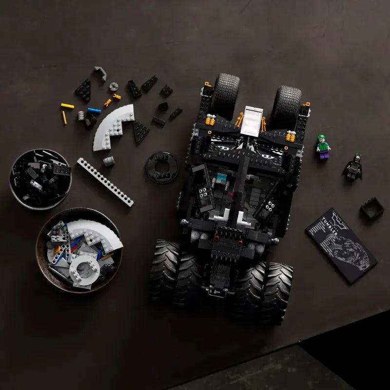Batman Tumbler | 2049 Piezas