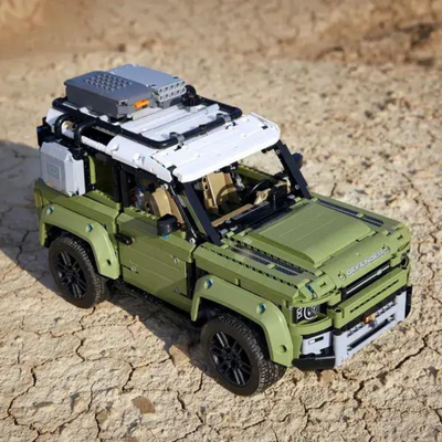Land Rover Defender Technic | 2576 Piezas